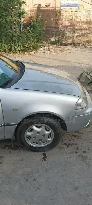 Suzuki Cultus 2000 Compact Sedan - Reliable City Car