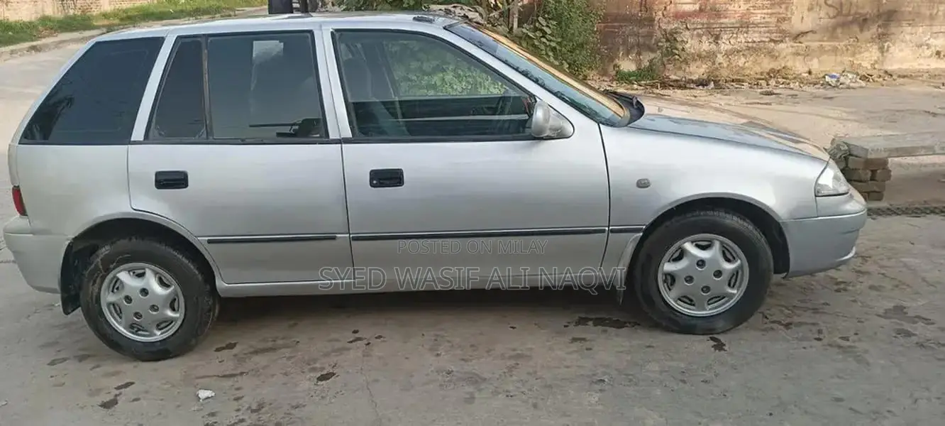 Suzuki Cultus 2000 Compact Sedan - Reliable City Car