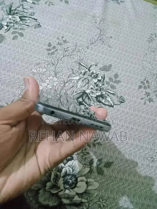 Sparx Ultra 11 Smartphone - 8GB RAM, 128GB Storage