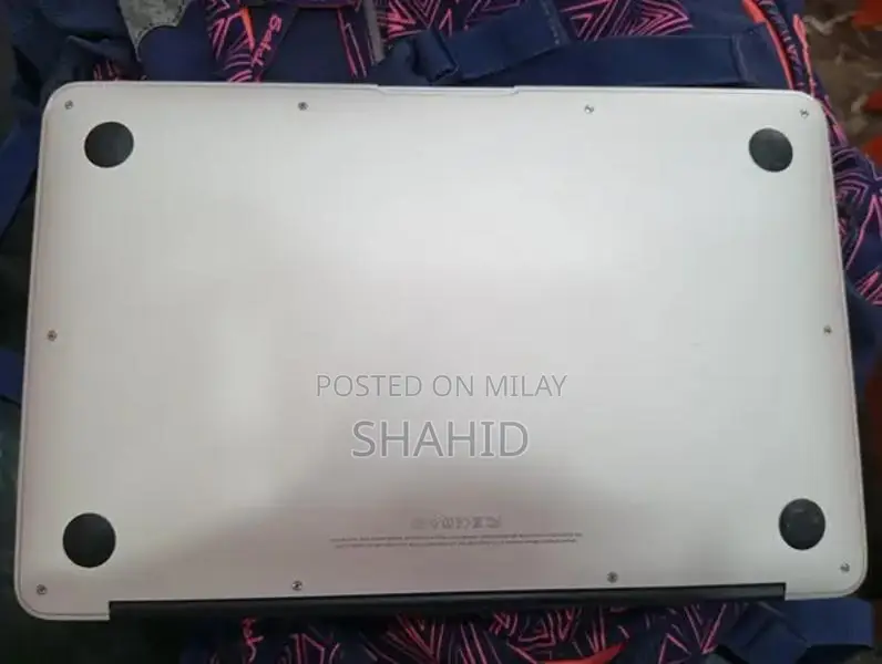 MacBook Air 13-inch Laptop