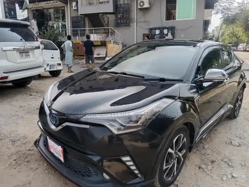 Toyota C-HR Compact Crossover SUV - Import Model