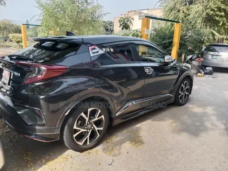 Toyota C-HR Compact Crossover SUV - Import Model