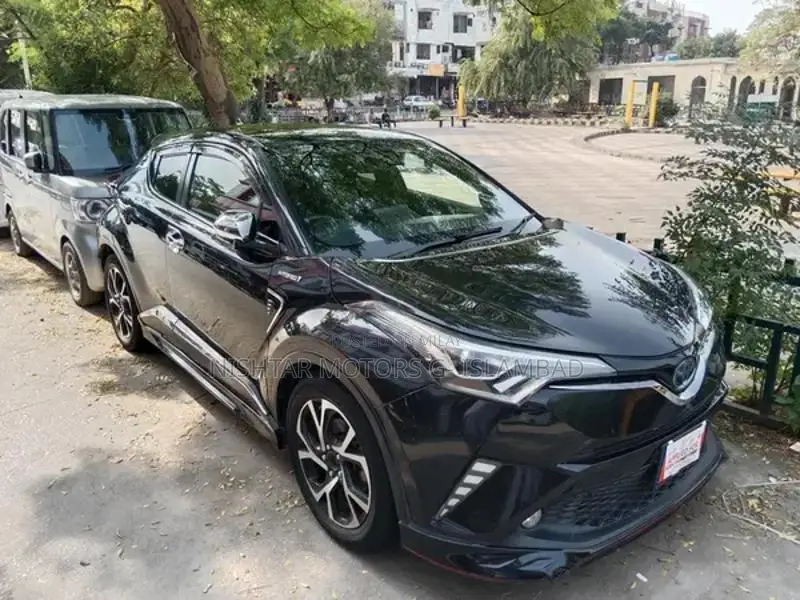 Toyota C-HR Compact Crossover SUV - Import Model