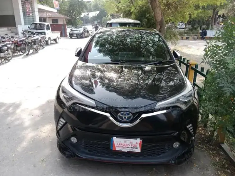 Toyota C-HR Compact Crossover SUV - Import Model