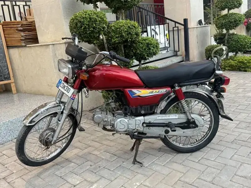 United 70cc Motorcycle 2022 Model Low Mileage