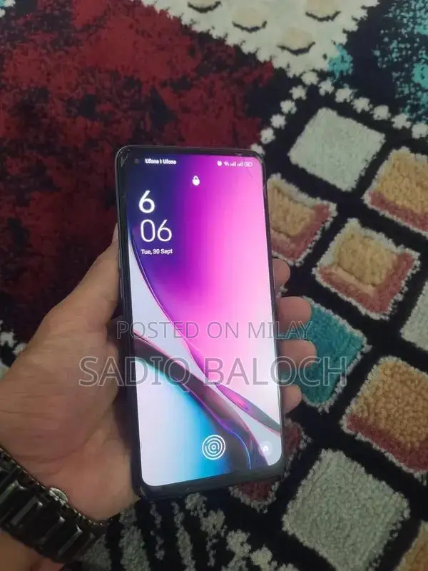 Compact Smartphone with 8GB RAM and 128GB Storage