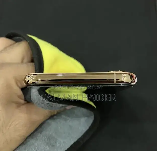 Apple iPhone XS 256GB Rose Gold Smartphone