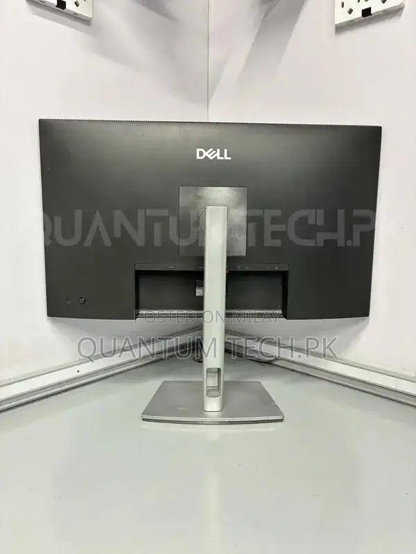 Dell 27-Inch 2K 100Hz IPS USB-C Hub Professional Monitor