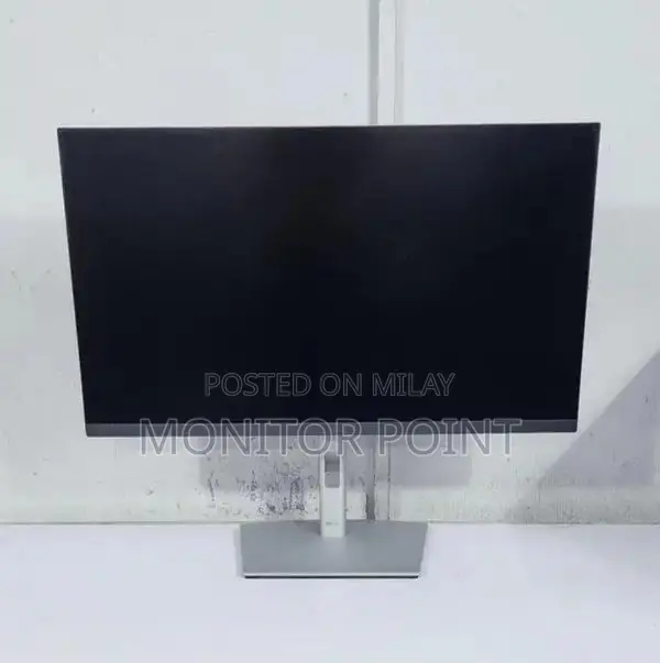 Dell 27-inch 2K QHD IPS Monitor with USB-C Hub