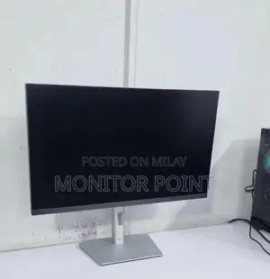 Dell 27-inch 2K QHD IPS Monitor with USB-C Hub