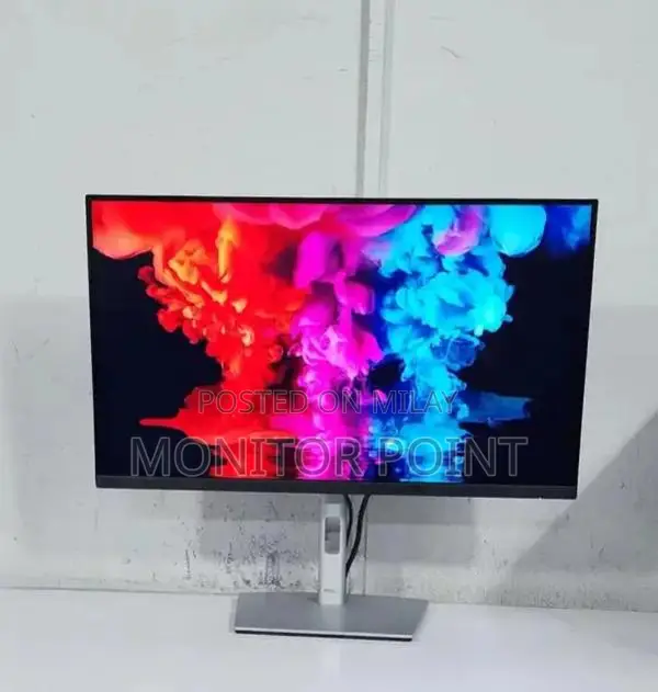 Dell 27-inch 2K QHD IPS Monitor with USB-C Hub