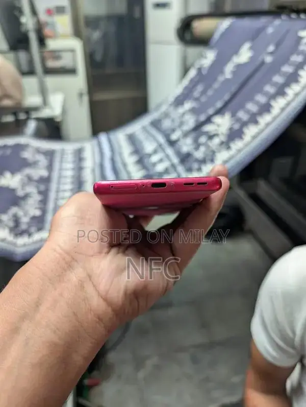 Moto Edge 50 Fusion Smartphone - 12/512GB Premium Edition