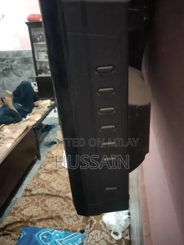 Samsung 55-Inch LED Smart TV in Excellent Condition