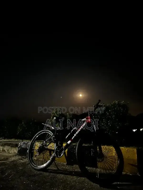 Begood Mountain Bicycle 26-Inch with 10-Speed Gears