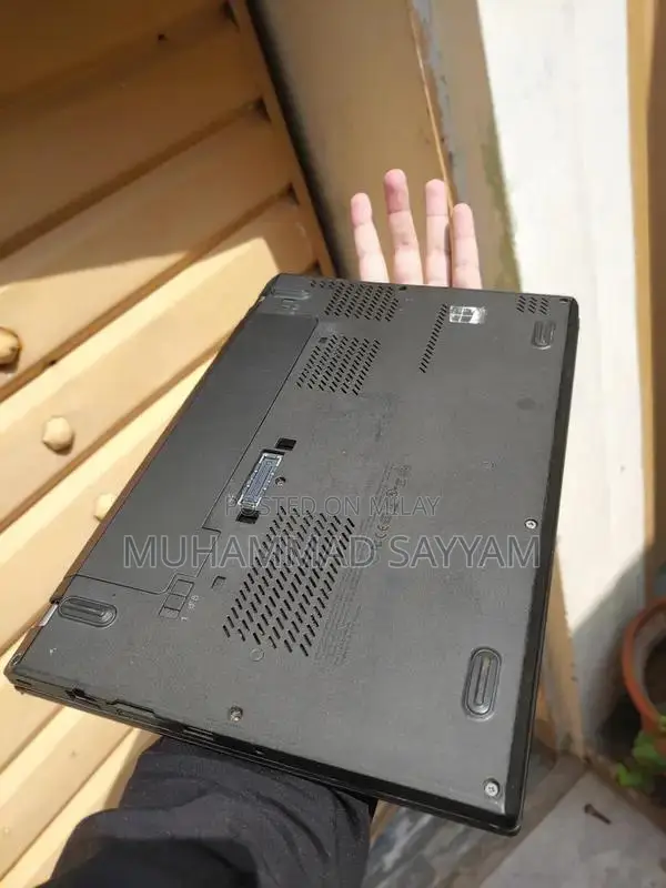 Lenovo ThinkPad X260 Business Laptop