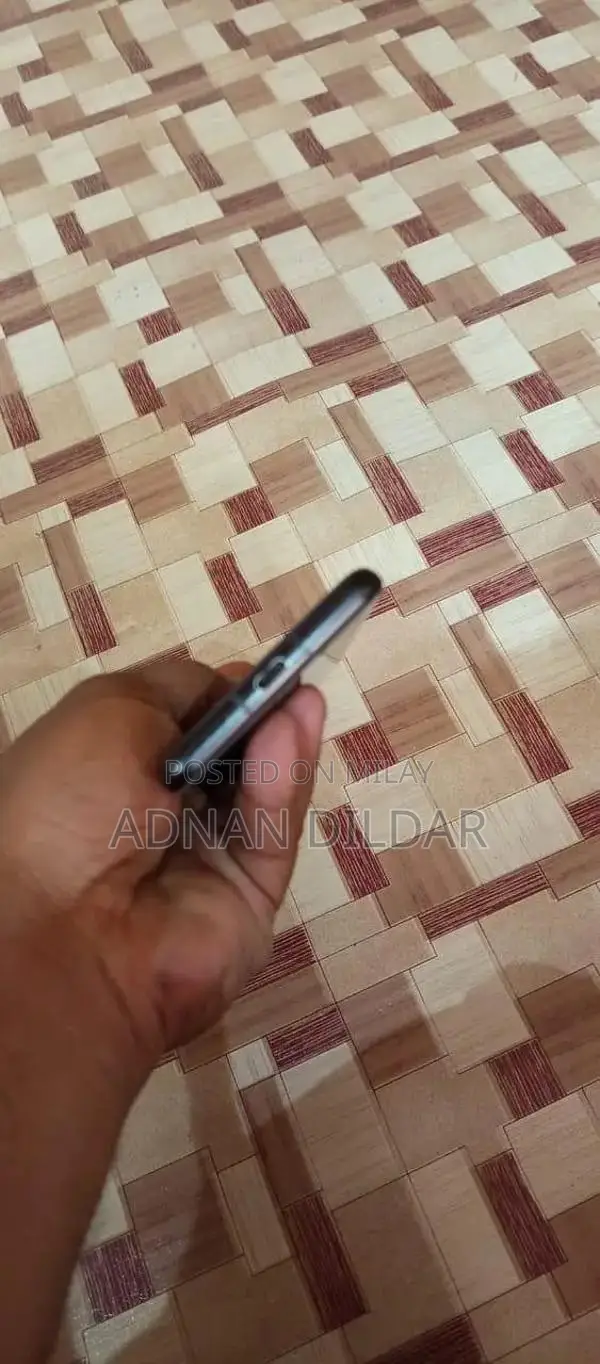 Premium 5G Dual SIM Smartphone with High Storage