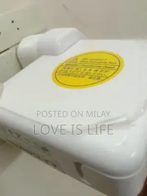 MacBook Air 2014 Laptop with Windows 10 and SSD