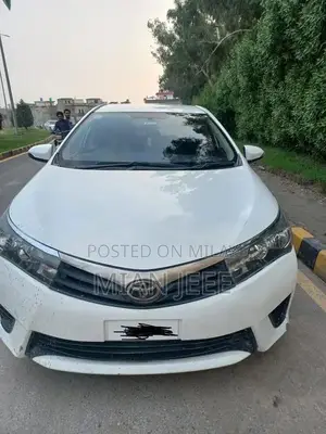 Toyota Corolla Altis 1.6 Sedan Sedan