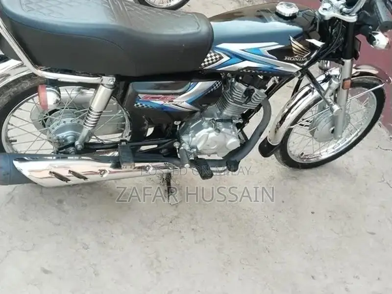 CD 70 Motorcycle Model 2025 Lightly Used