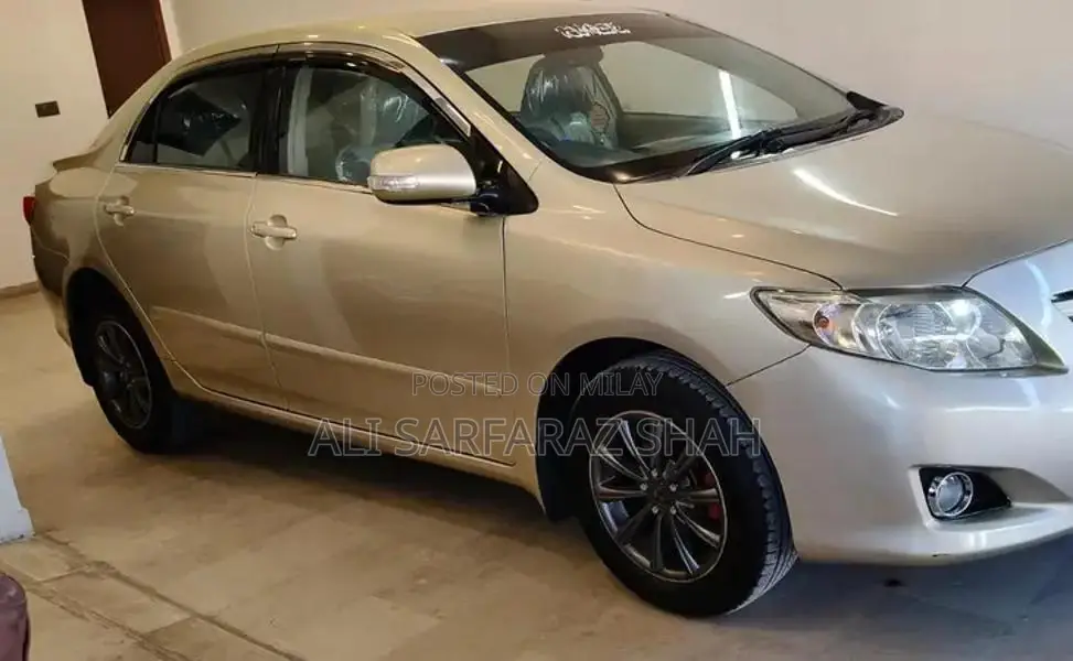 Toyota GLI 2009 Manual Sedan - Well Maintained