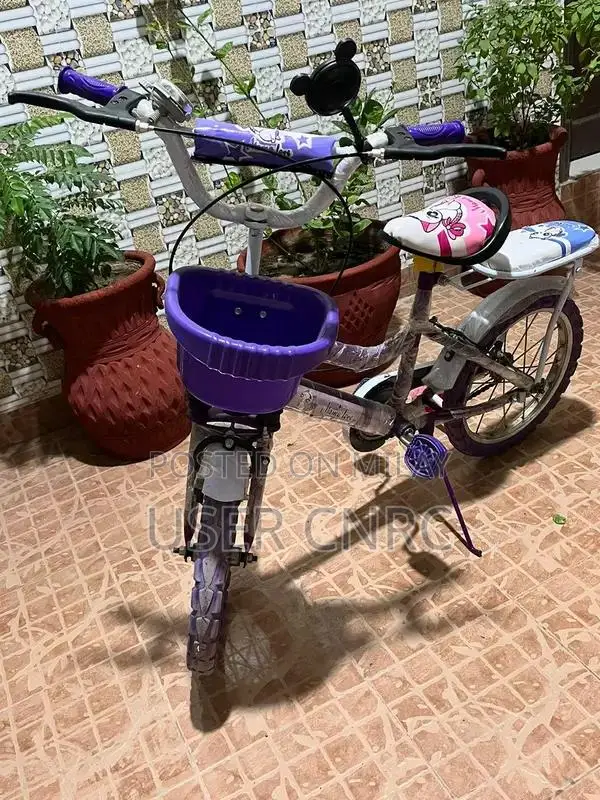 New Unisex Bicycle - Versatile Ride for Urban and Trail Cycling