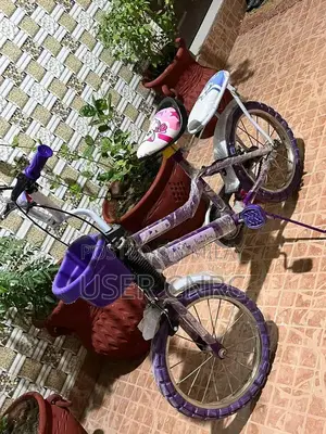 New Unisex Bicycle - Versatile Ride for Urban and Trail Cycling