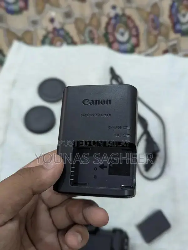 Canon M50 Mark II Mirrorless Digital Camera with Kit Lens