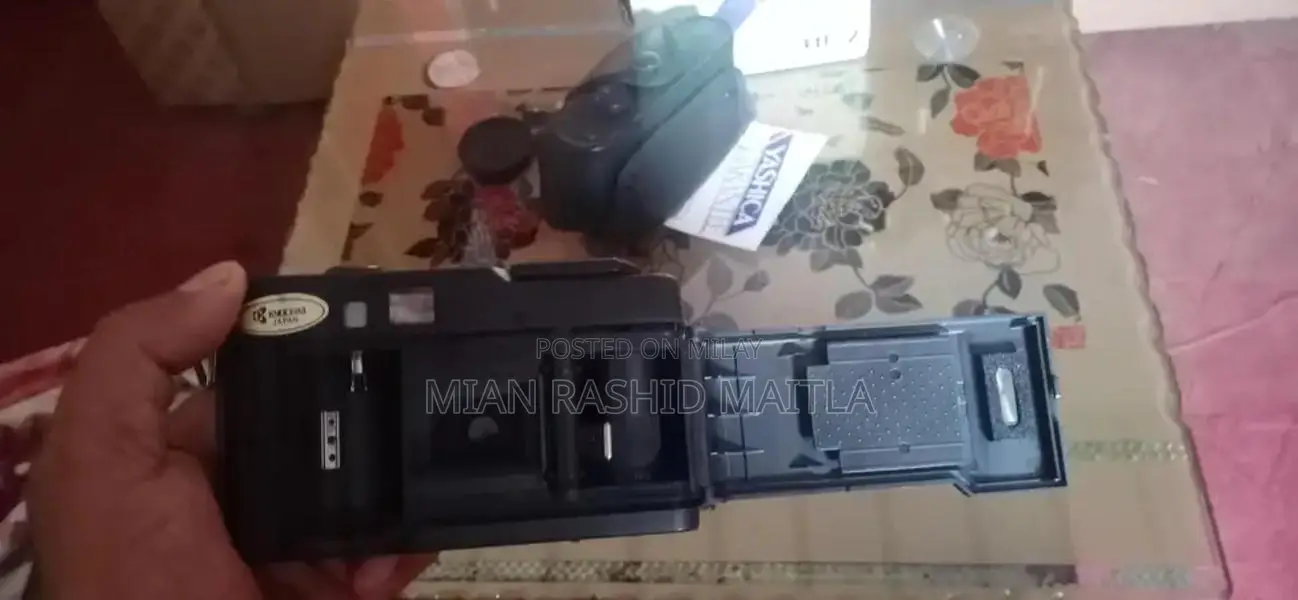 Compact Digital Camera from Japan with Low Usage