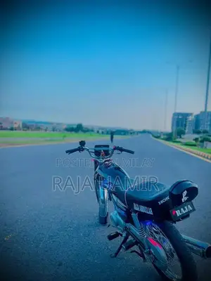 Lush Bike with High-Performance Saman Engine