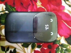 Multi-Feature Smart Fitness Tracker Wearable Device