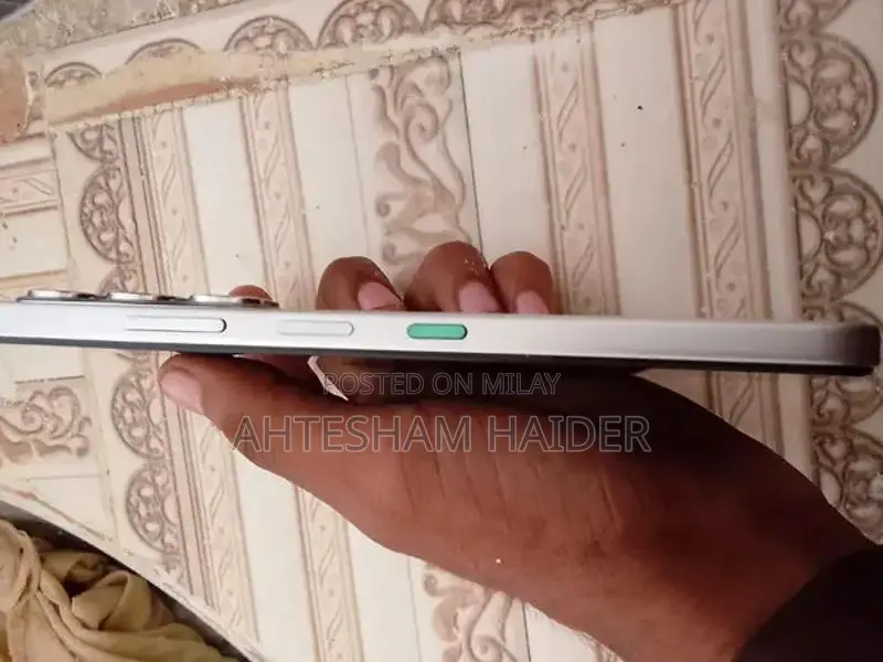 Hot 60i Smartphone with Large Battery and Generous Storage