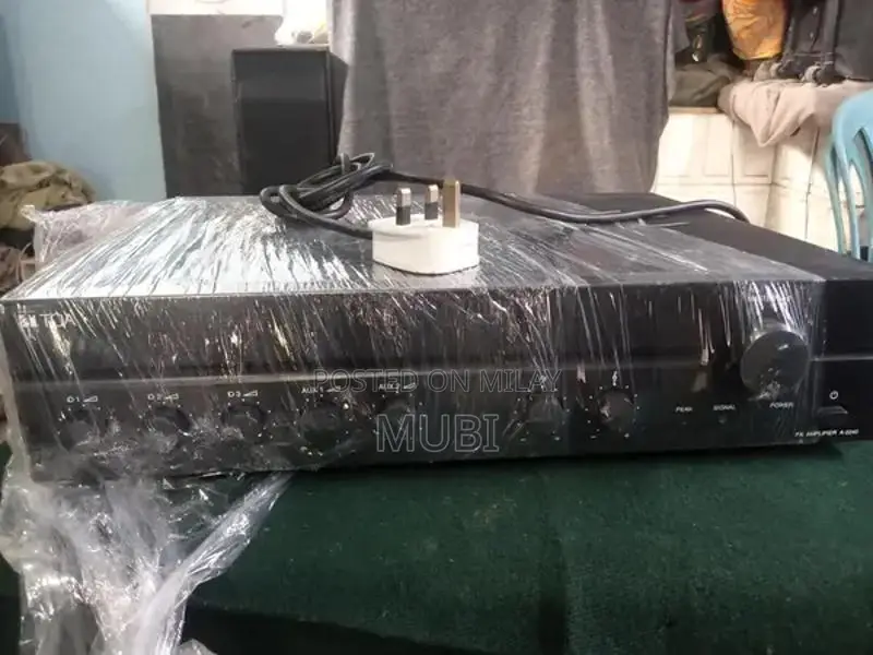 TOA A2240 Professional Audio Amplifier