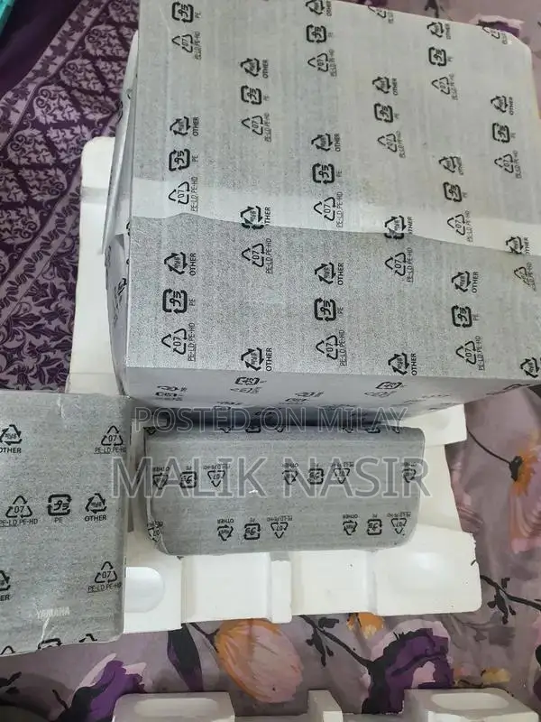 Yanaha NS-B40 5.1 Channel Speaker Sound System