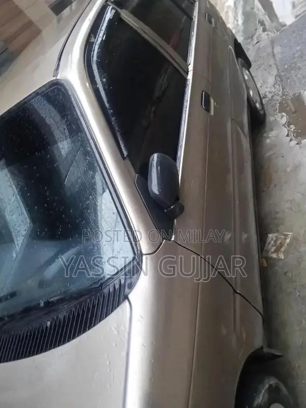 Economical City and Long Drive Sedan with Good Fuel Efficiency