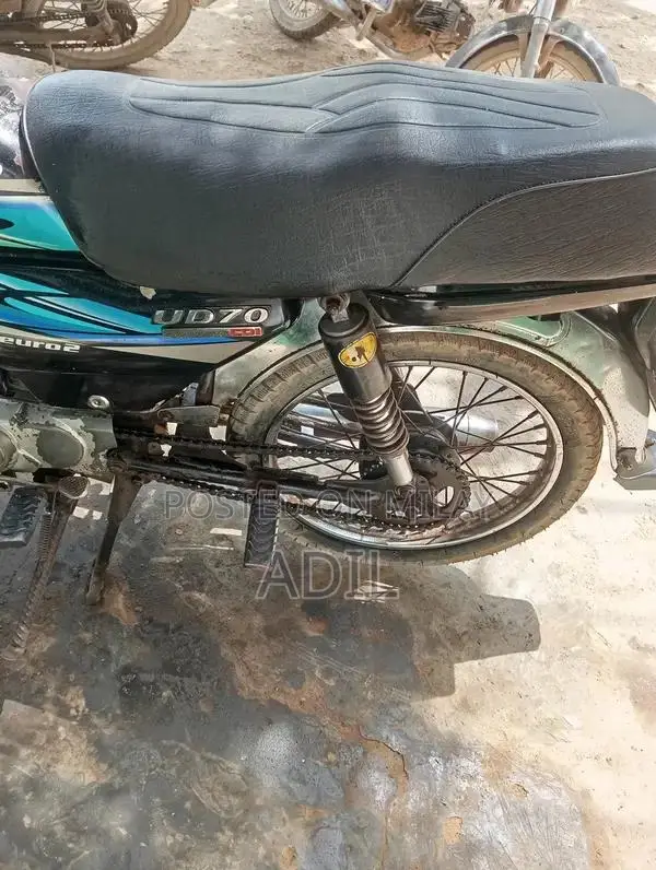 Used Tyres and Rim Set with Rim Jump Seat