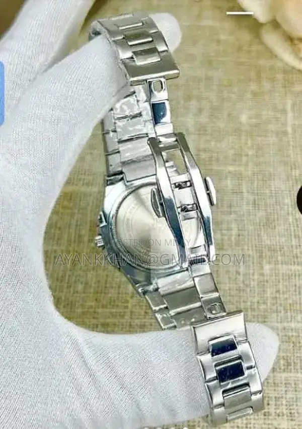 Premium Watches Collection - Stylish Timepieces for Every Occasion