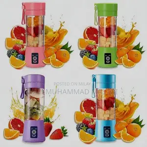 Photo - Compact Personal Portable Electric Juicer Blender