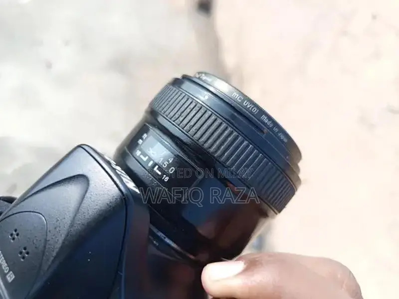 Nikon D5200 DSLR Camera with 50mm Lens and Accessories