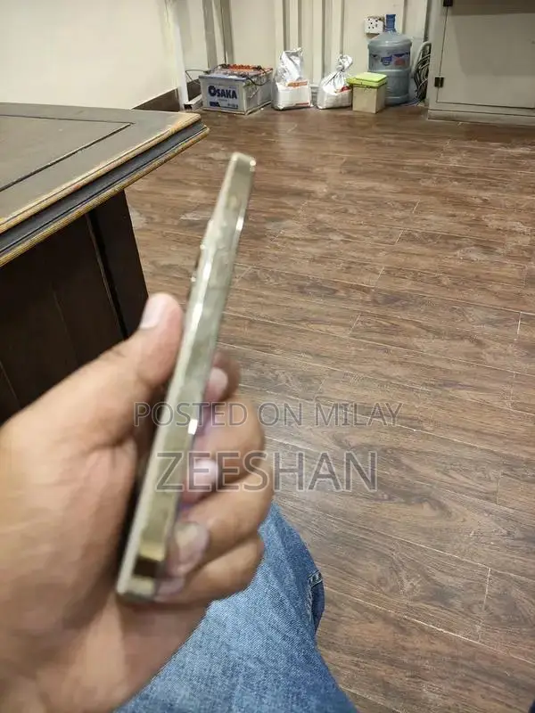 Apple iPhone 12 Pro 128GB Smartphone in Excellent Condition