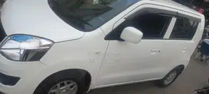 Suzuki Wagon R VXL Compact Hatchback