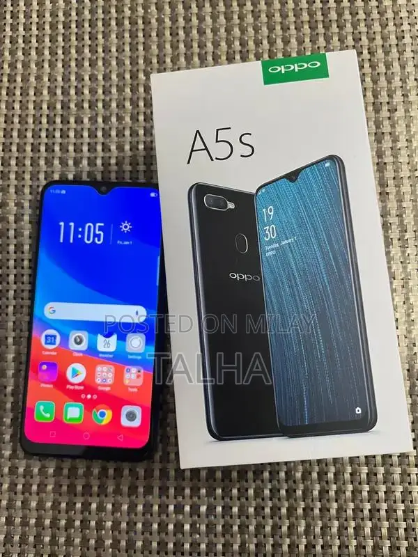 Compact Smartphone with Ample Storage and Battery Life