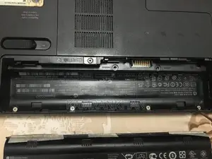 Photo - AMD Presario CQ57 Budget Laptop