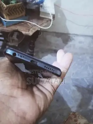 Compact Mobile Device with Basic Functionality