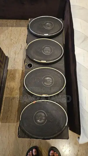 Photo - Kenwood 718 High-Performance Compact Audio Amplifier Speaker System