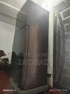 Photo - Compact Humidifier for Short-Term Use with Multiple Features