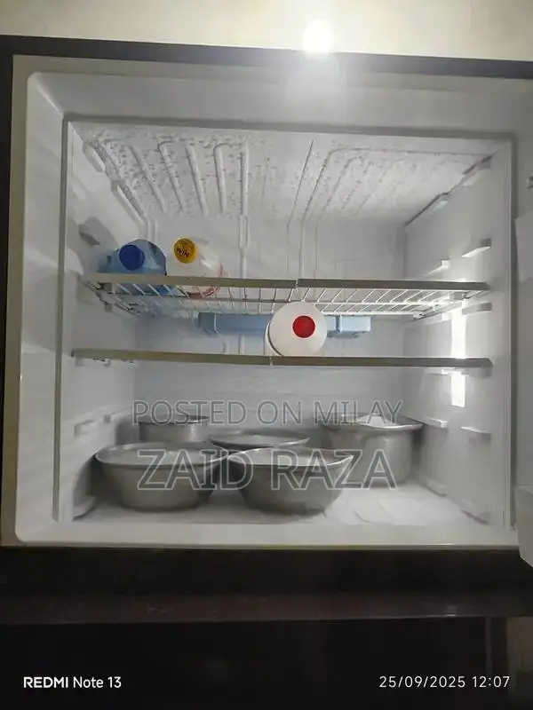 Compact Humidifier for Short-Term Use with Multiple Features