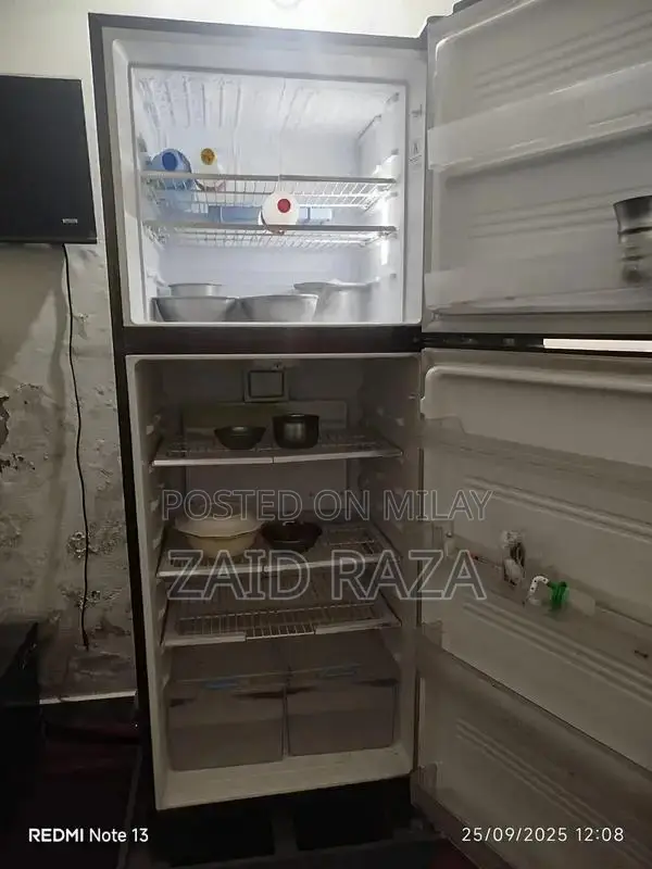 Compact Humidifier for Short-Term Use with Multiple Features