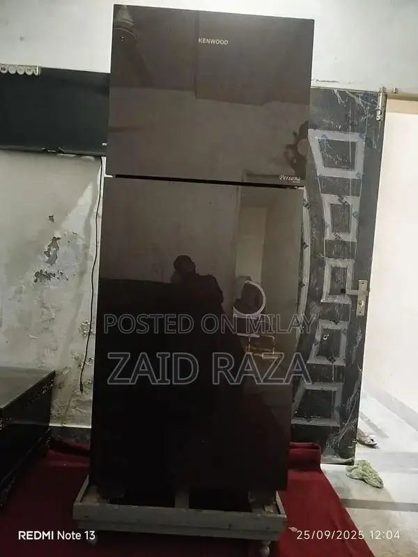 Compact Humidifier for Short-Term Use with Multiple Features