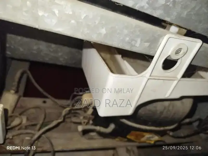 Compact Humidifier for Short-Term Use with Multiple Features