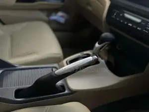 Honda Civic VTi Oriel Prosmatec Sedan 2013 Model